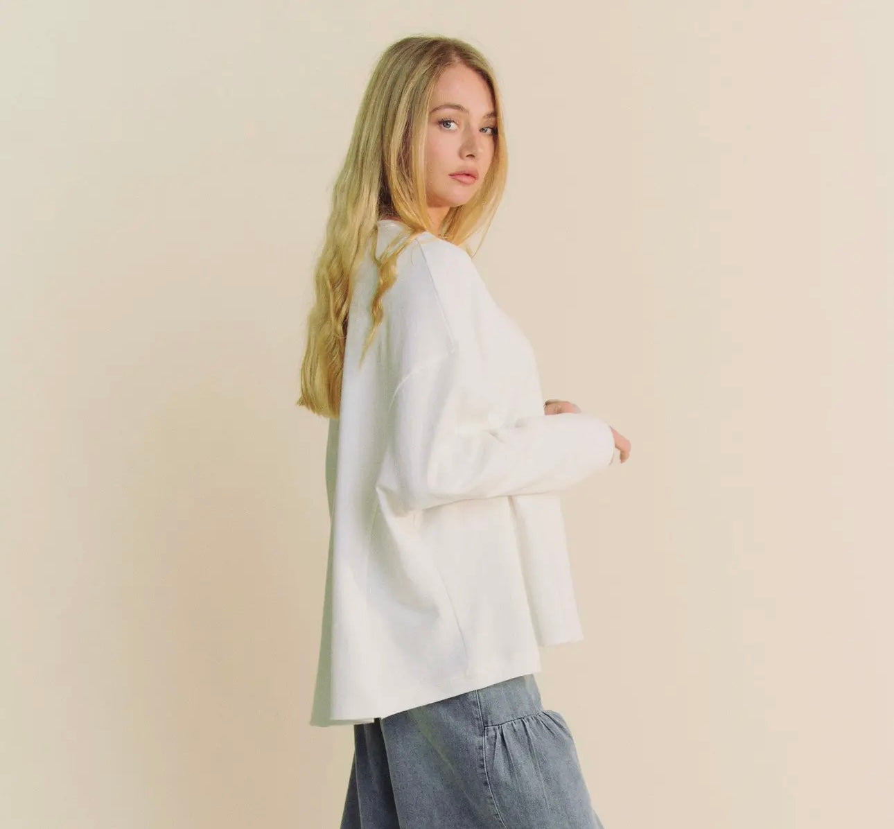 PLUS White Round Neck Top