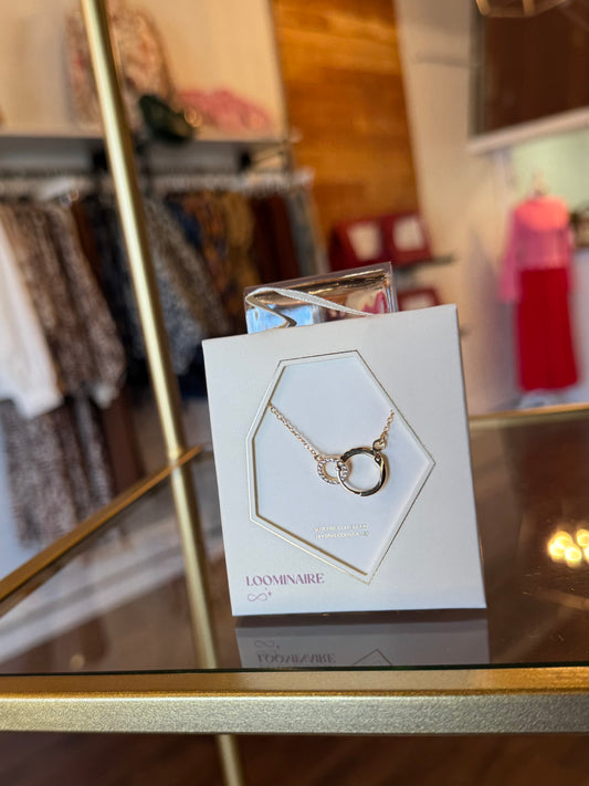 Link crystal and metal ring pendant necklace ￼