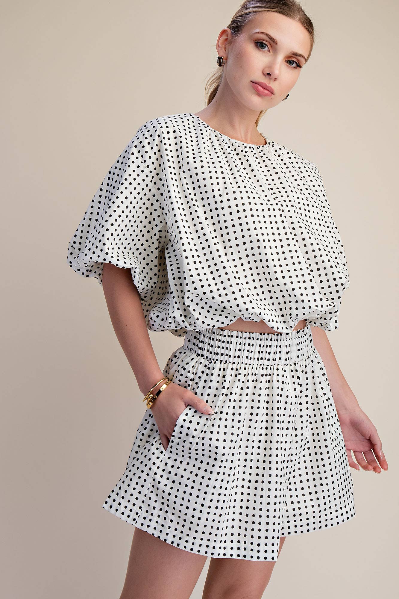 Bubble Crop Top With Round Neck Balloon Sleeve Dot Print