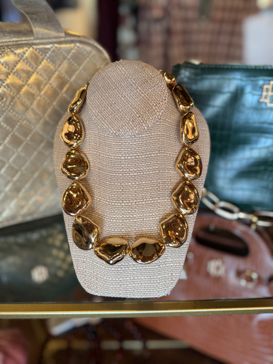 Pebble Gold Necklace