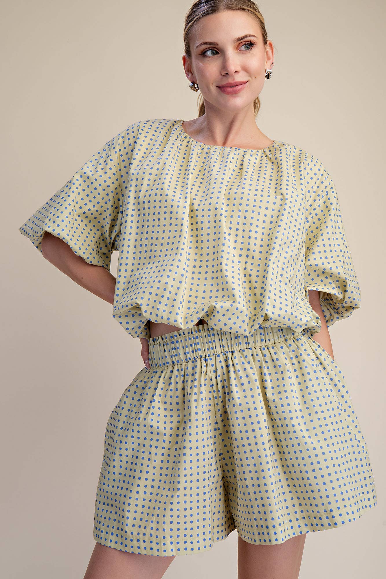 Bubble Crop Top With Round Neck Balloon Sleeve Dot Print