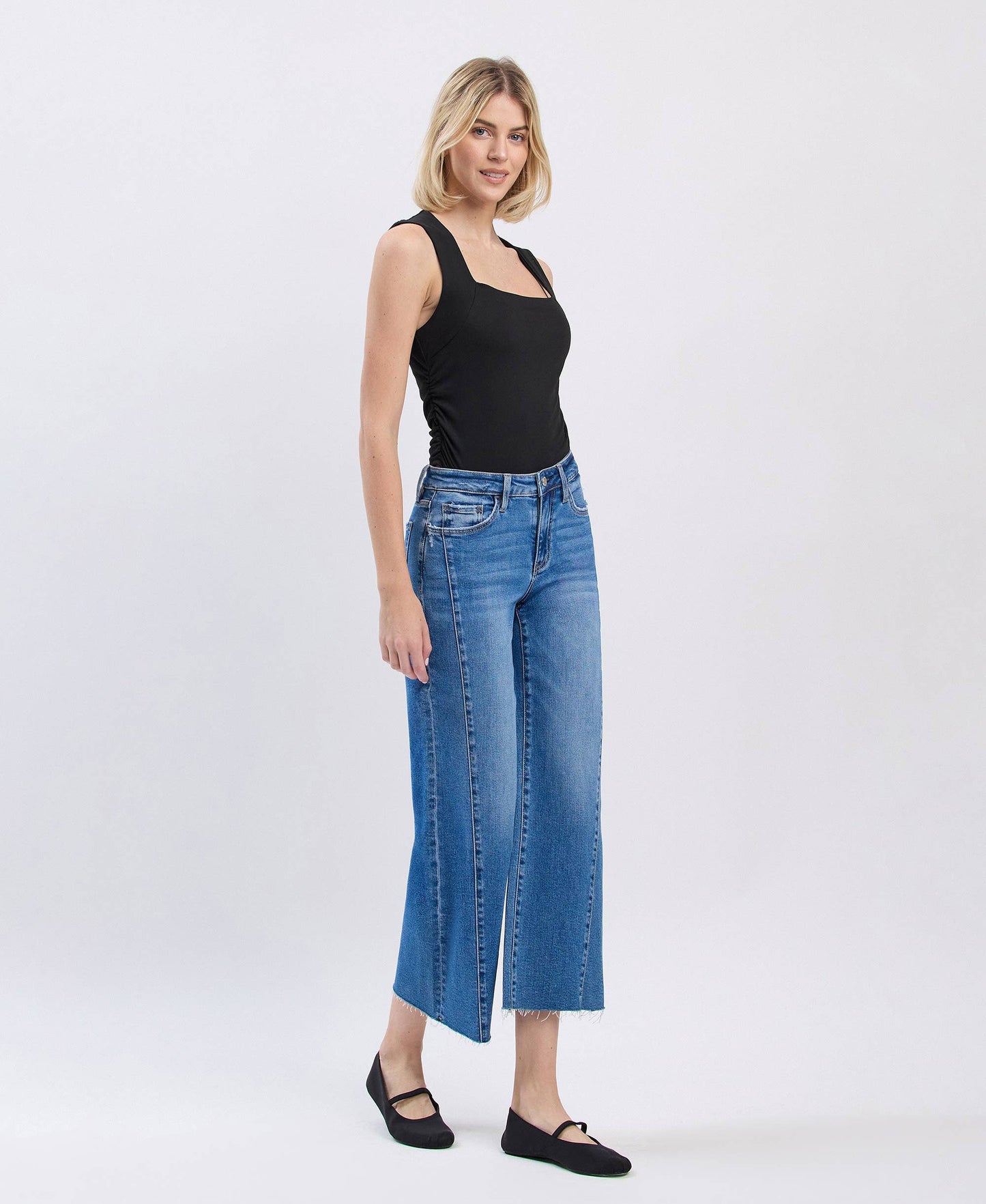 HIGH RISE RAW HEM TWIST WIDE JEANS