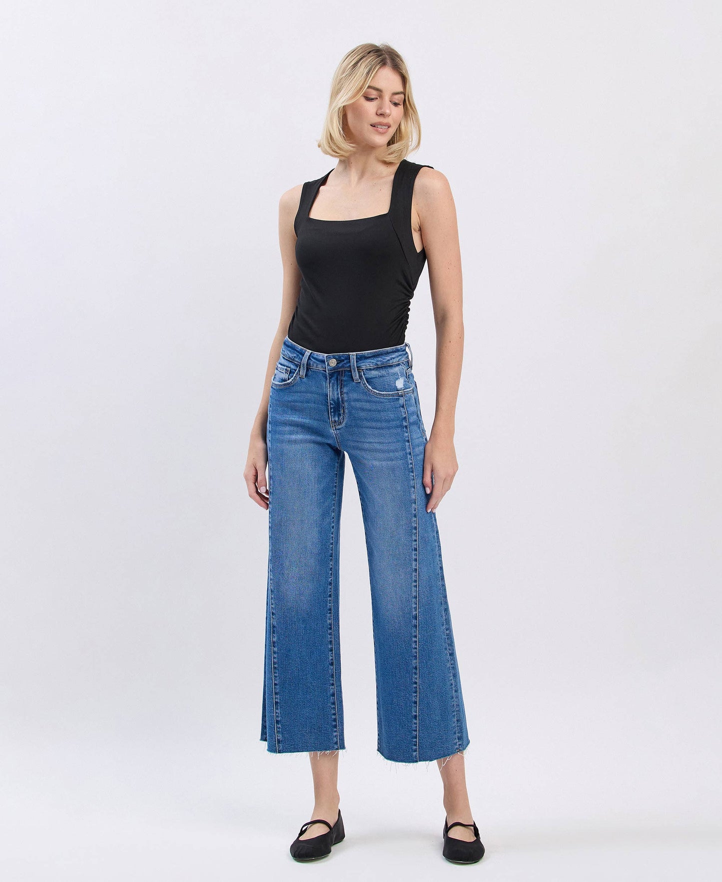 HIGH RISE RAW HEM TWIST WIDE JEANS