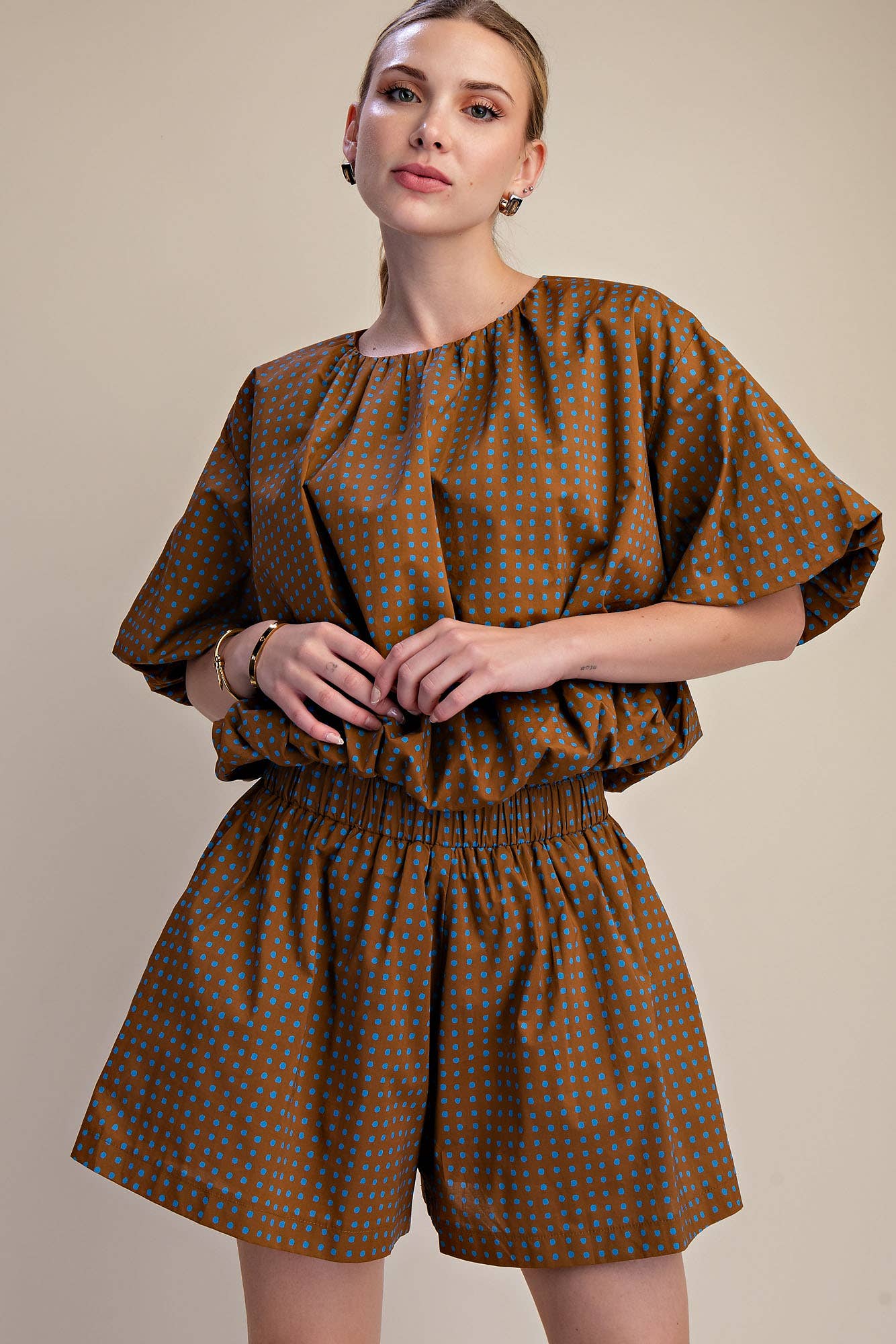 Bubble Crop Top With Round Neck Balloon Sleeve Dot Print