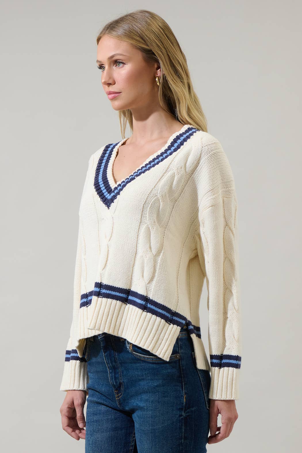 Maryville Cable Knit V Neck Sweater