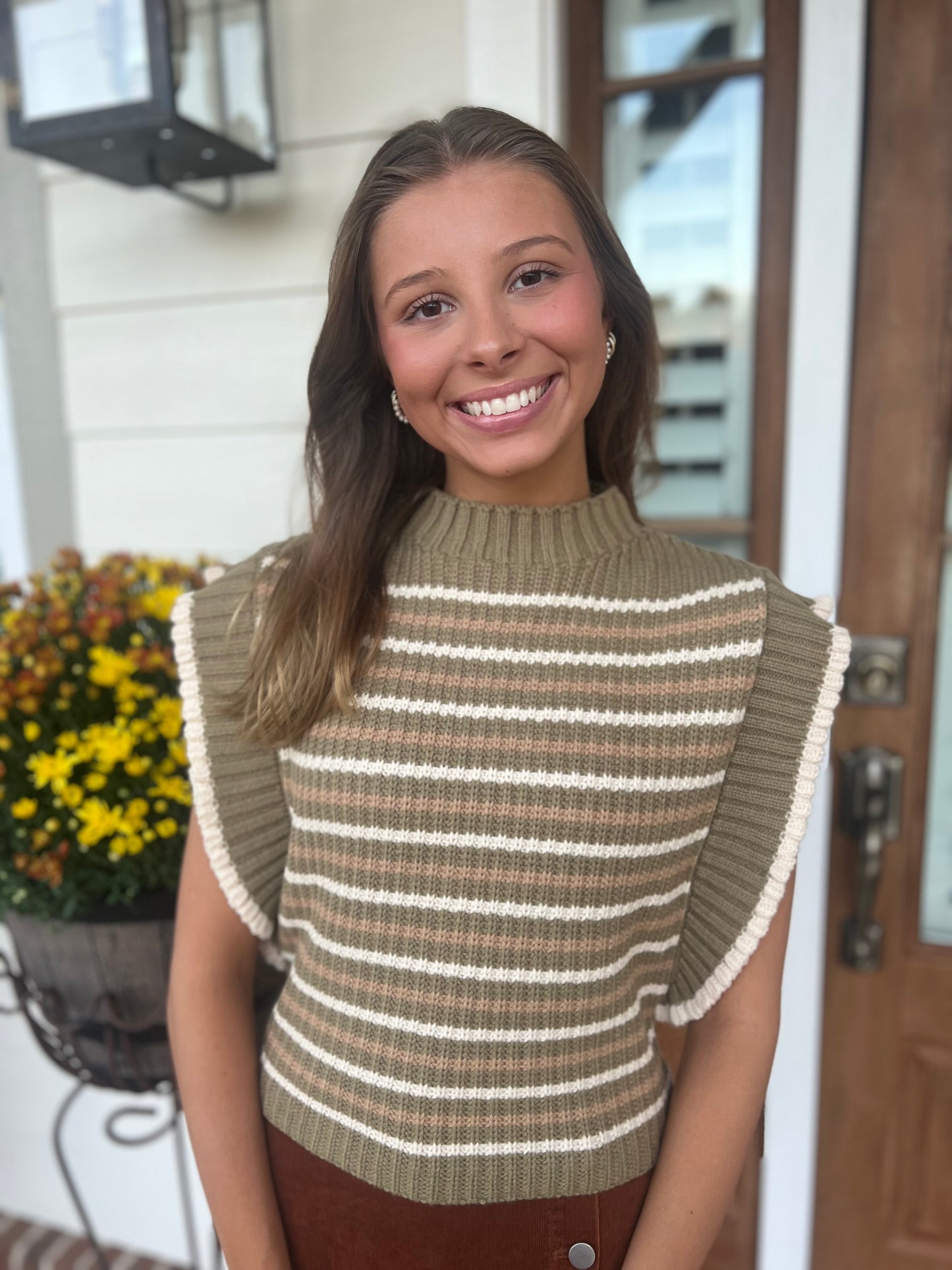 Linny Olive Sleeveless Sweater
