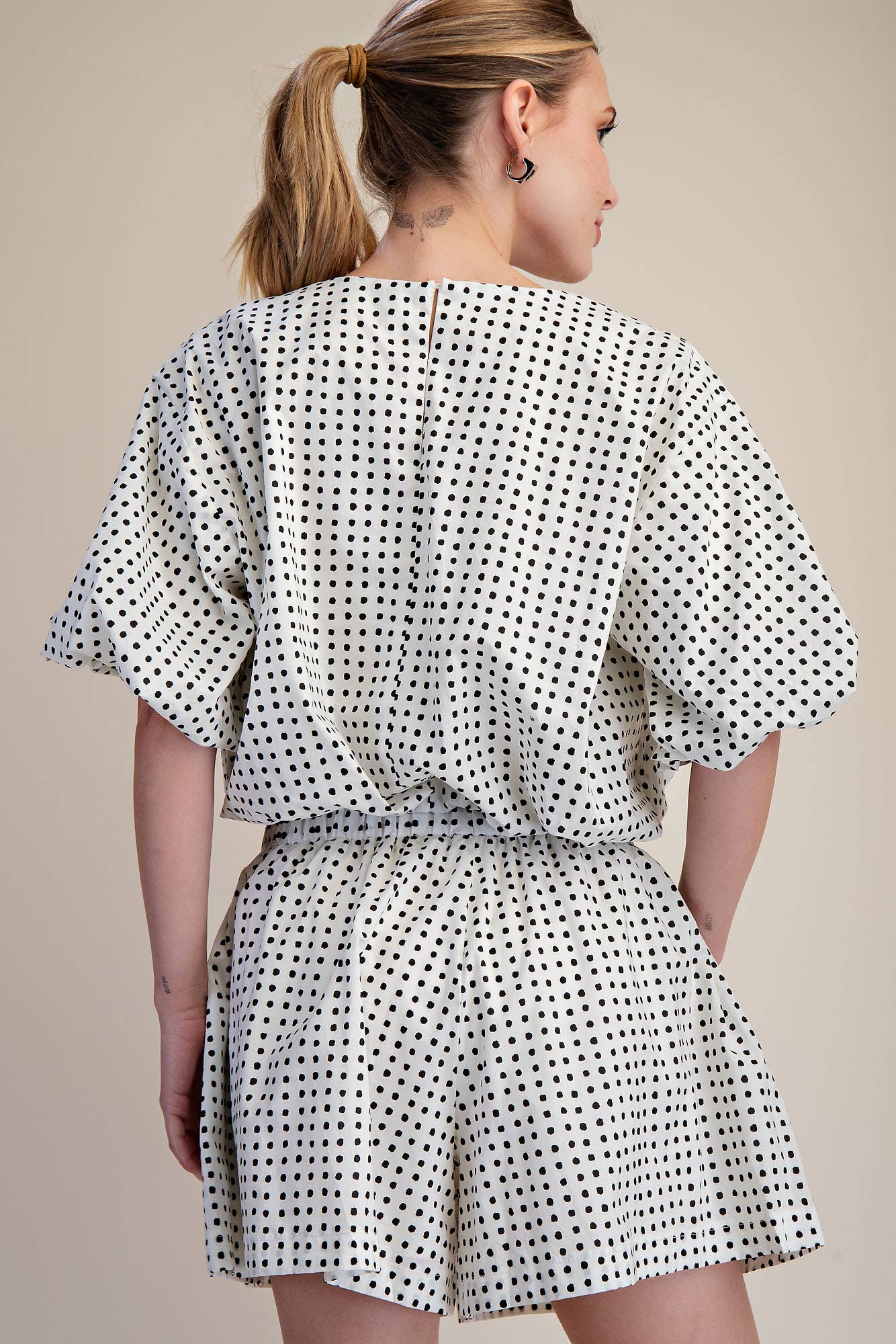 Bubble Crop Top With Round Neck Balloon Sleeve Dot Print